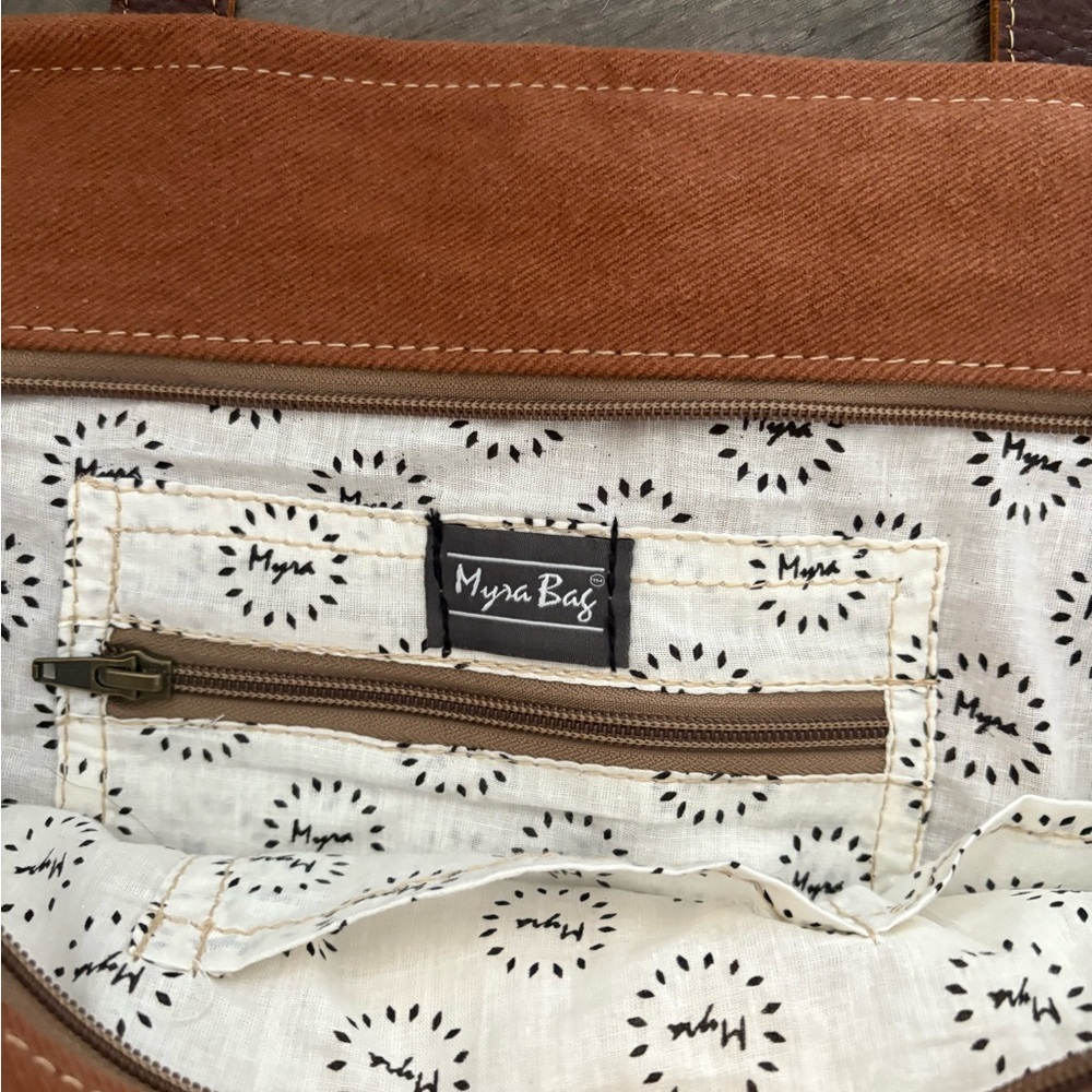 Large Myra Bag - Only used a few times - Picture 2 of 3